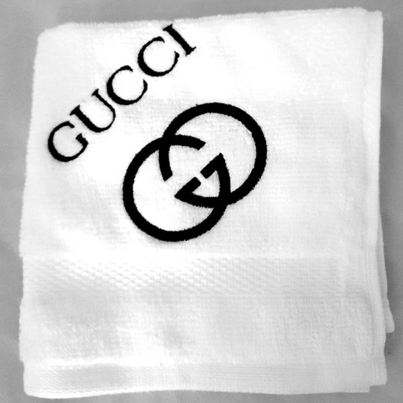 4pc Luxurious Style Embroidered Towel Set - Picture 3 of 3